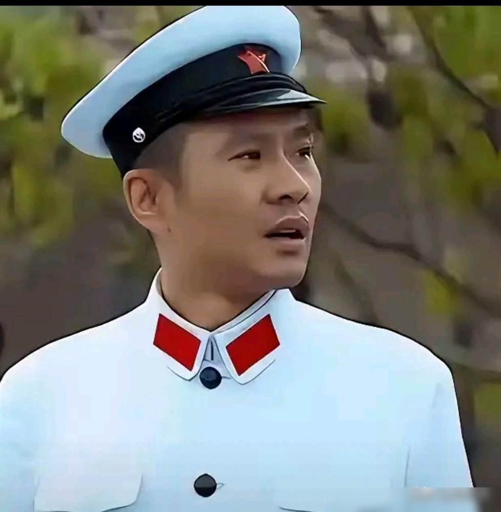 最近刷《我的山与海》，一眼就瞅见杨三斤是老丁。
就是《父母爱情》里那个刻进观众