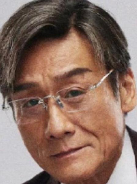 2026年4月19日，梁家辉凭借电影《捕风追影》斩获第44届香港电影金像奖最佳男