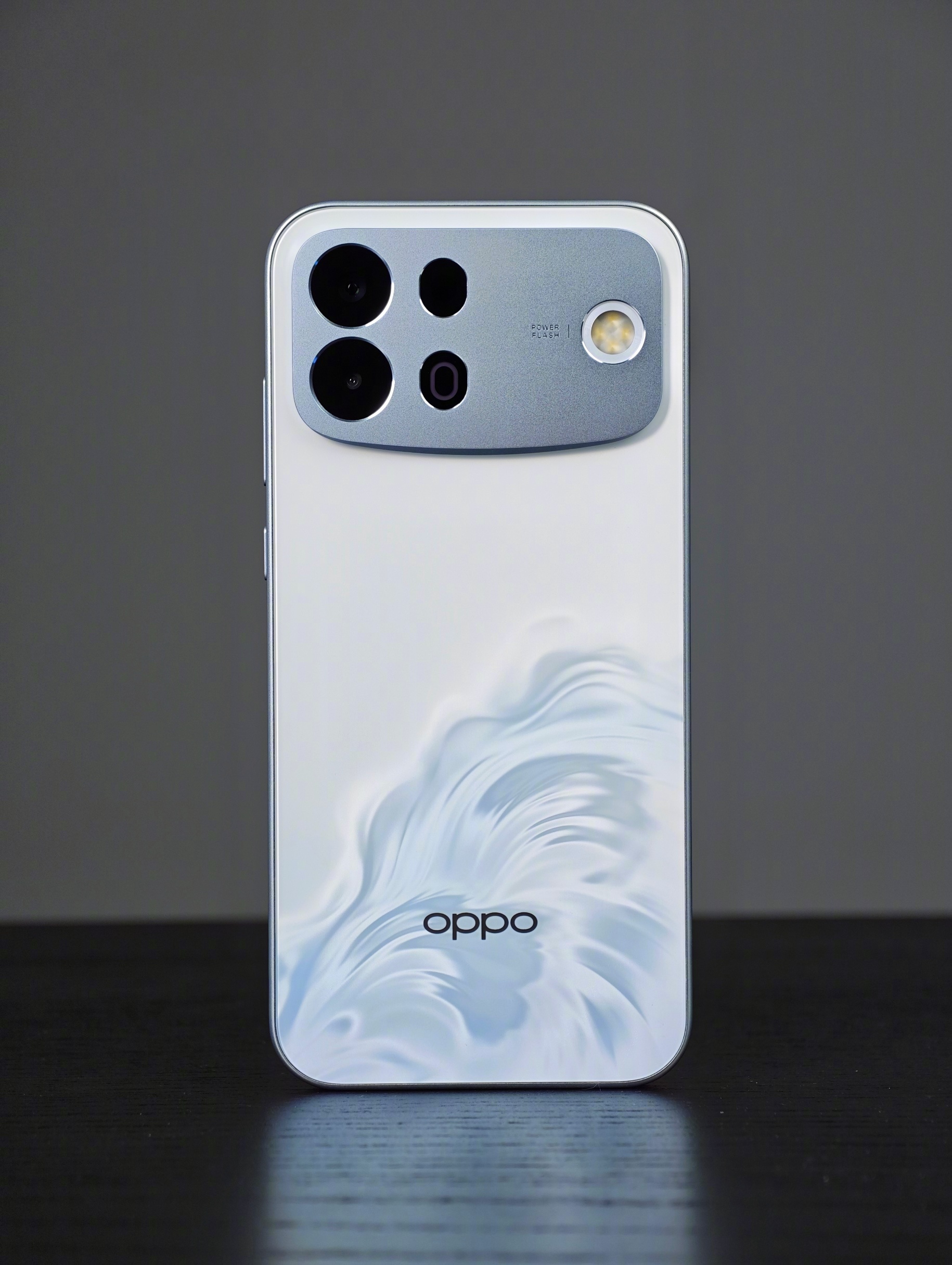 俊明体验｜OPPO A7 Pro Max：万级大电池，耐用新传奇一台中端机，做到