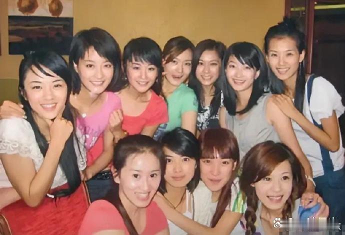 我一眼就能认出所有人，唯独江疏影例外。 