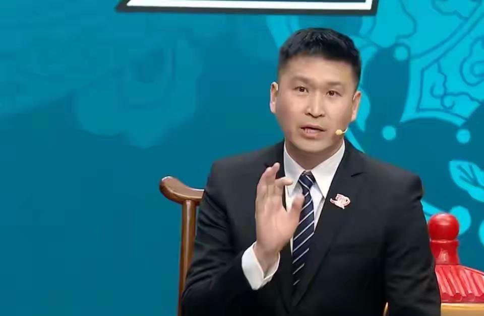 霍楠直播爆料！执掌宁波初期曾邀约杨鸣执教，遭到婉拒