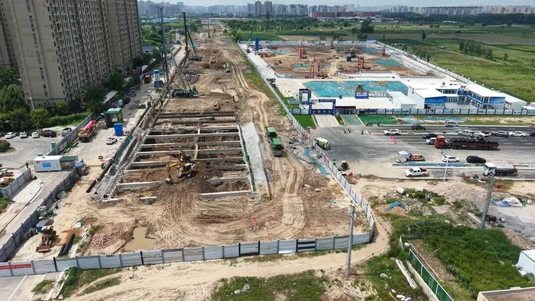 郑州主城区新龙路工程再传喜讯！
新龙路下穿龙津路隧道工程提前谋划，看来，龙津路贯