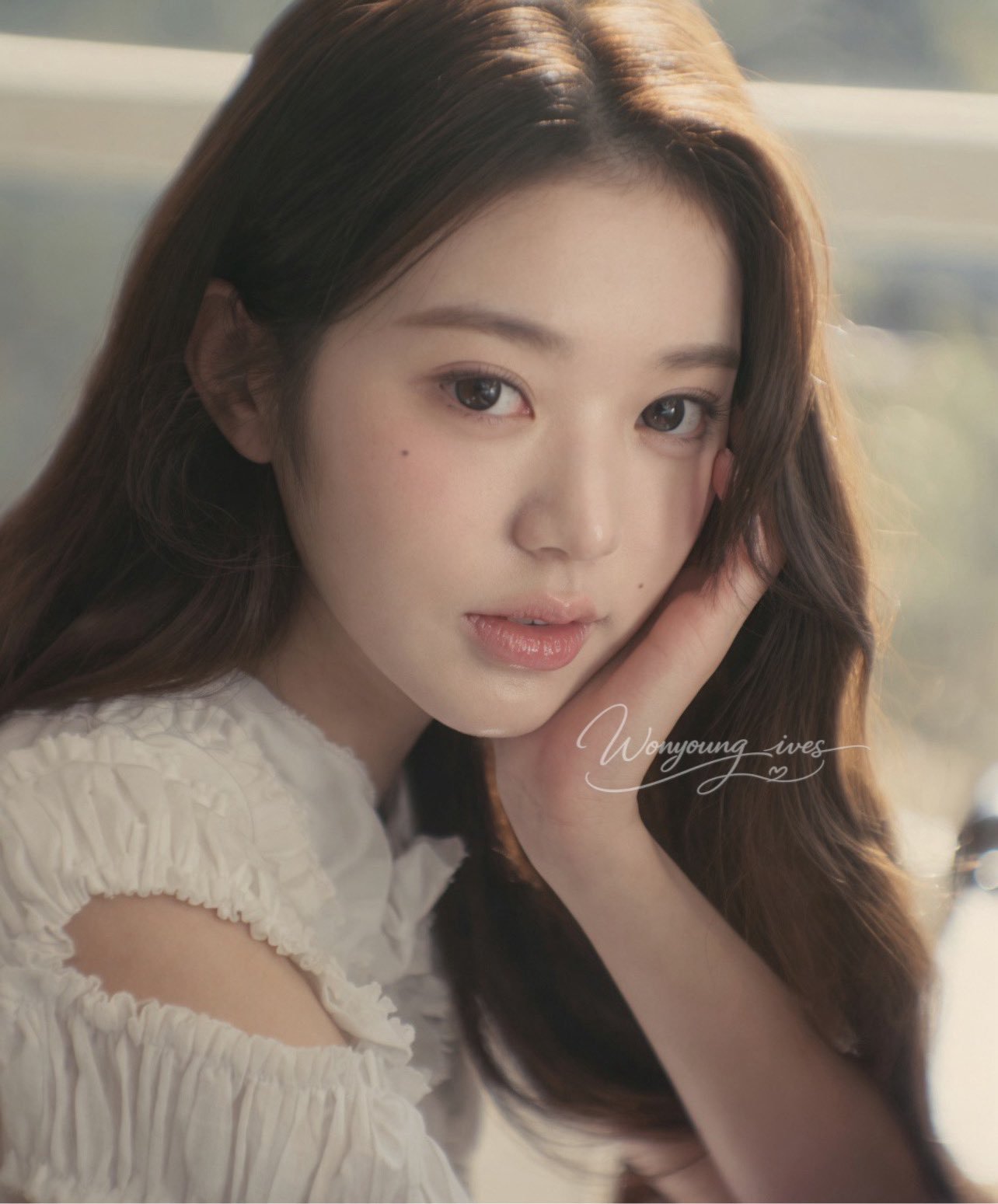 天使侧颜🪽一天不看张元英的高清美图我就浑身难受