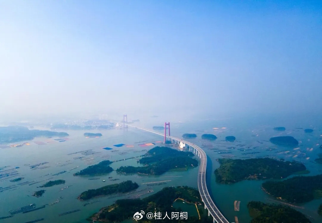 平陆运河9月16日建成通航平陆运河真的做到了 平陆运河钦州出海口上的龙门大桥！广