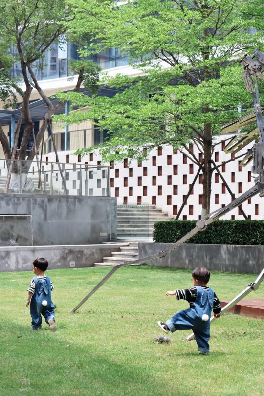 跟着地图来遛娃 | 航空古地石敲适合！！！