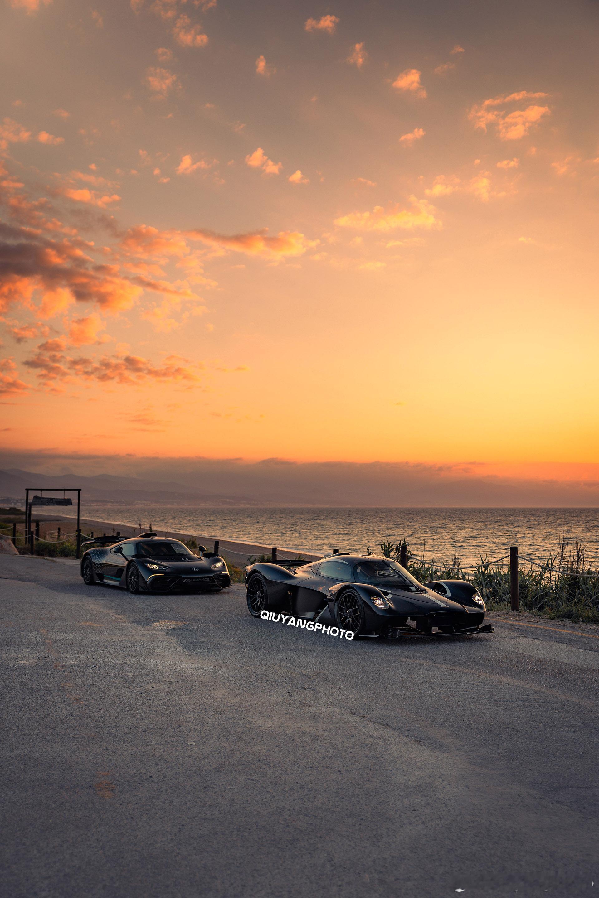 Aston Martin Valkyrie 与 Mercedes AMG ONE