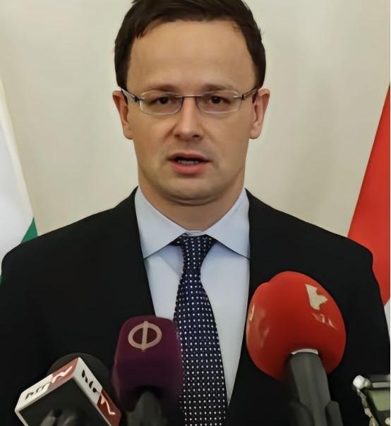 武统、和统都没希望了？
 
这种说法纯粹是被杂音带偏了节奏！两岸统一从来不是"二