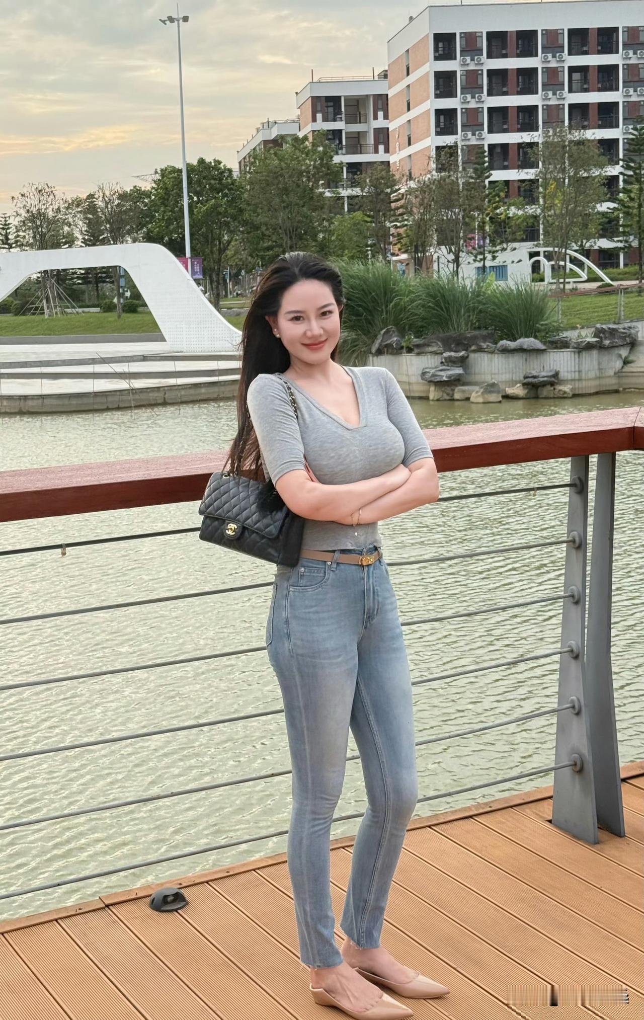 夏日生活打卡季景美人更美。