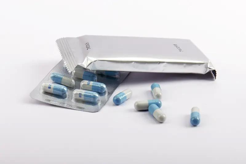 4月9日广西河池，“不吃药不让上班”，一企业被指让员工体检前吃排铅药（二巯丁二酸