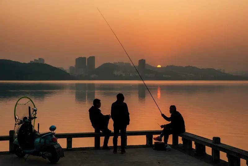 这一个礼拜，头条天天给我安慰奖！
从4月9号到4月15号，一个礼拜的时间挣了1.