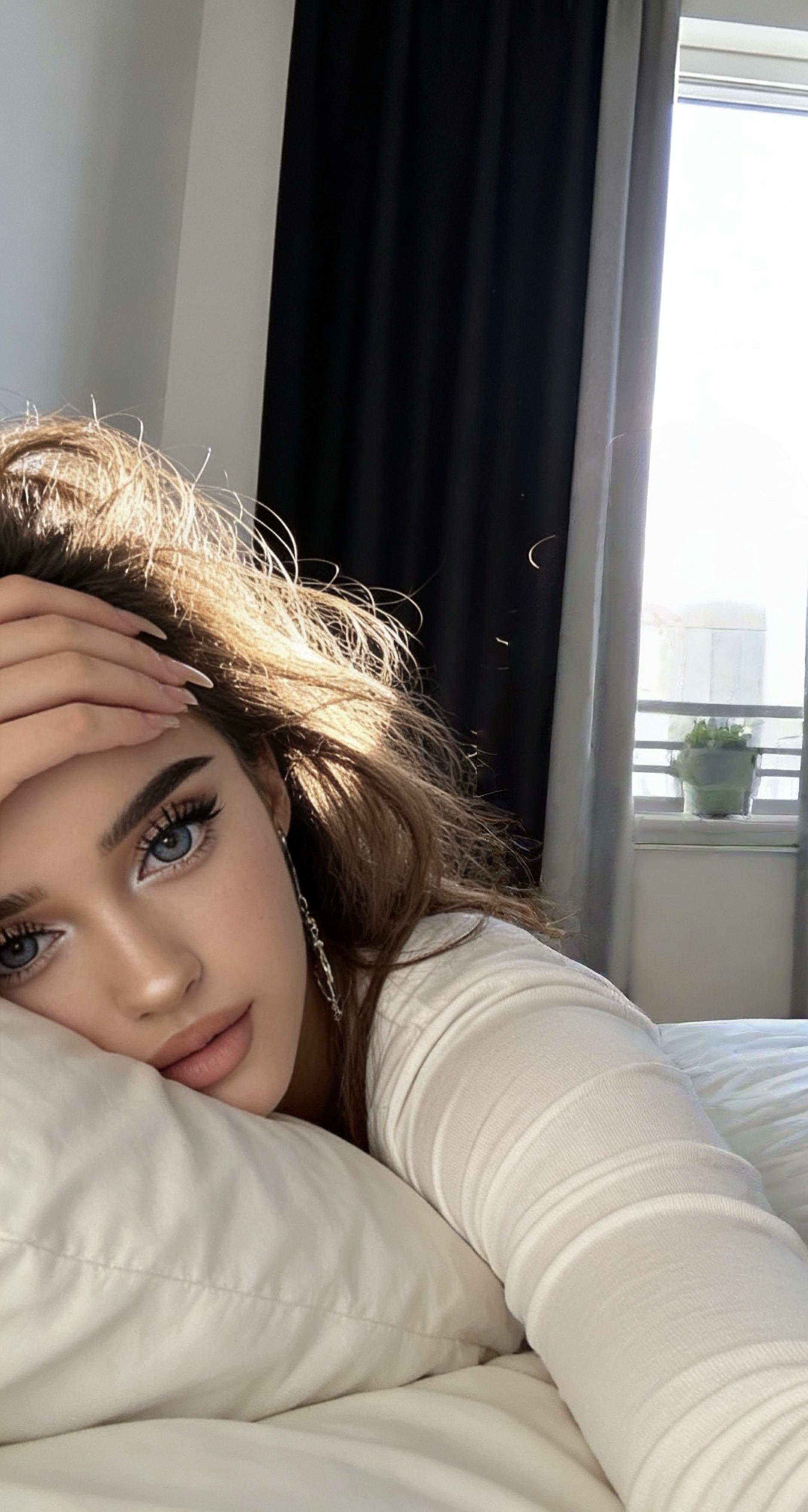 像我这样善良的女人 即使你骗了我 我也只会弱弱的问你一句 为什么要骗我