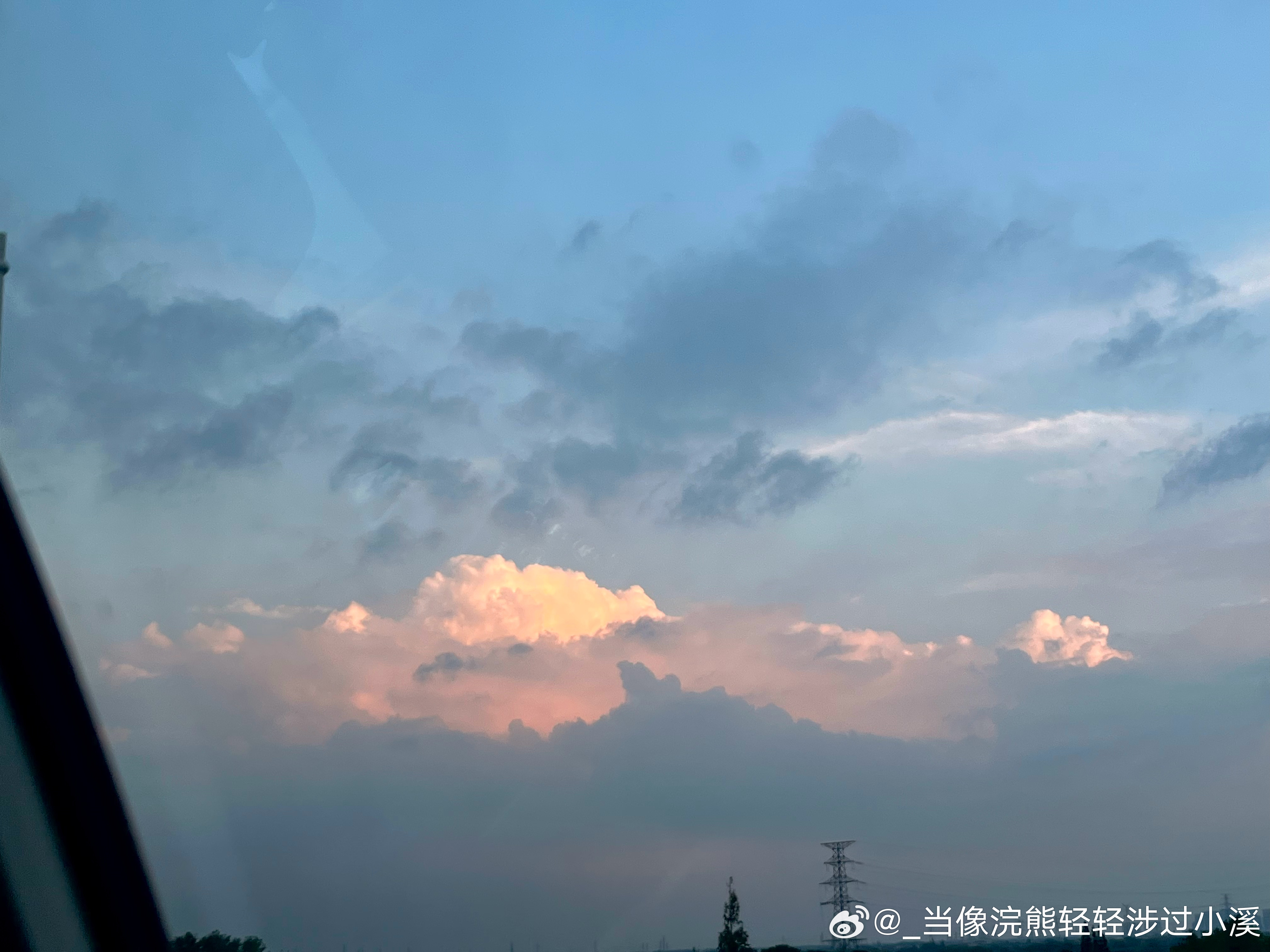 下班路上的夕阳真是格外美丽 ​​​