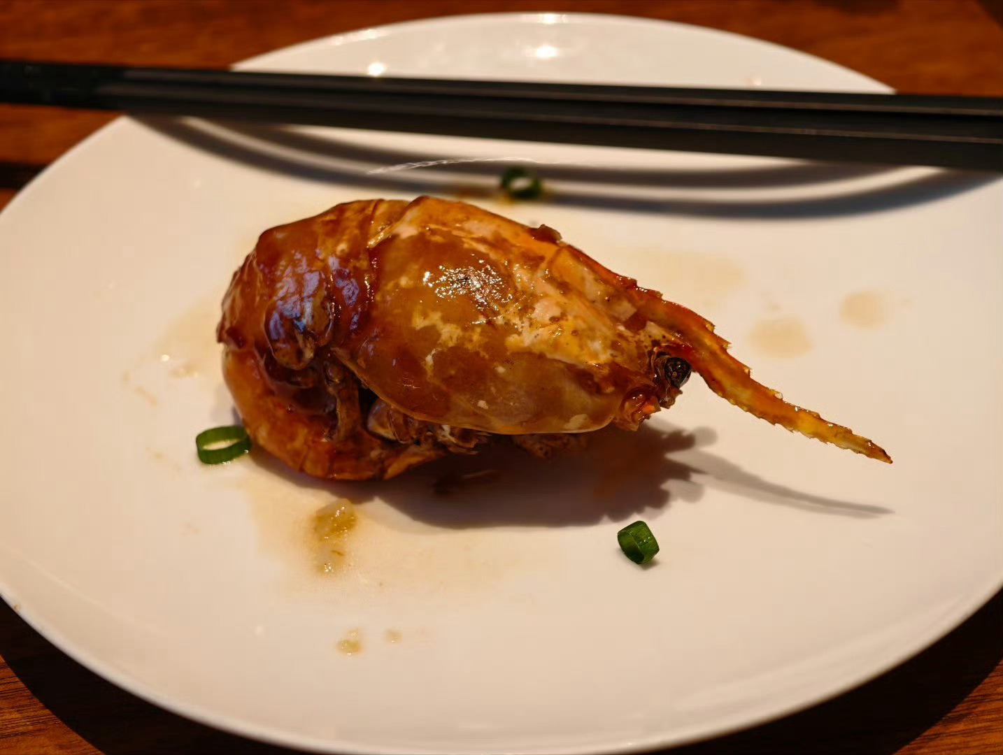用荣耀Magic9 Pro Max拍美食，尤其是复杂光线的餐厅里，依旧轻松拿捏～