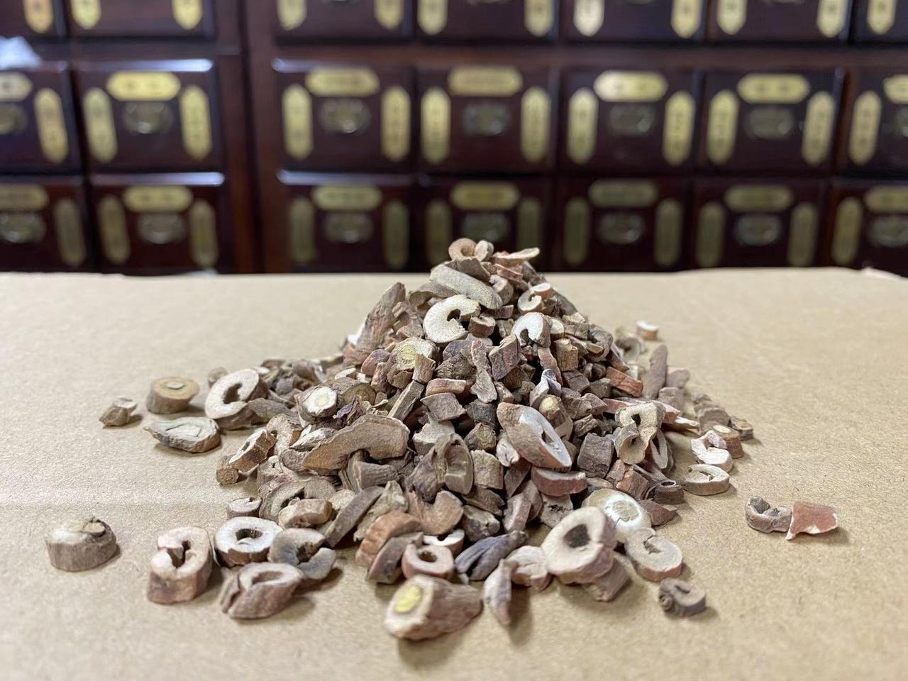 当9块钱成本的药，高血压患者花900块钱买到时，我终于知道：修锅匠把缝越敲越大，