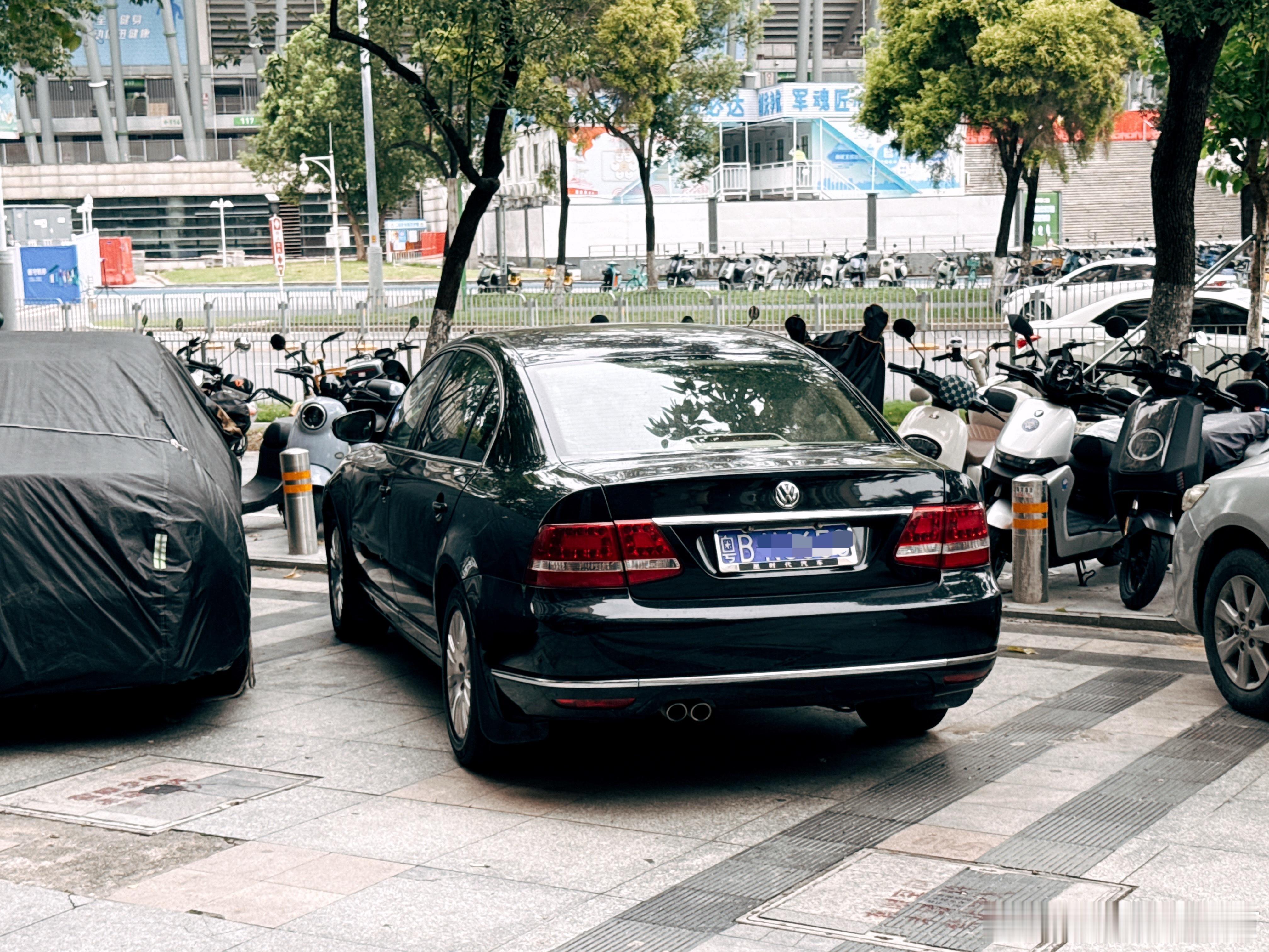 这是最丑的一代帕萨特谁赞成？谁反对？大v聊车 ​​​