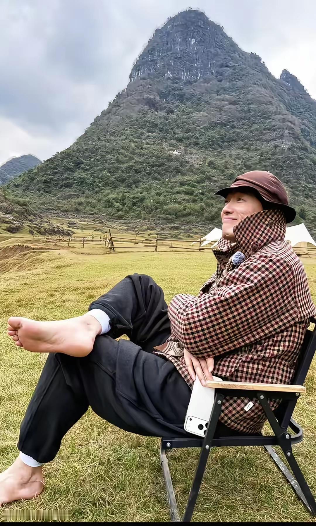 好松弛的刘翔，好喜欢这样的刘翔！
刘翔当年可真的是为我们的体育事业做过大贡献的呀