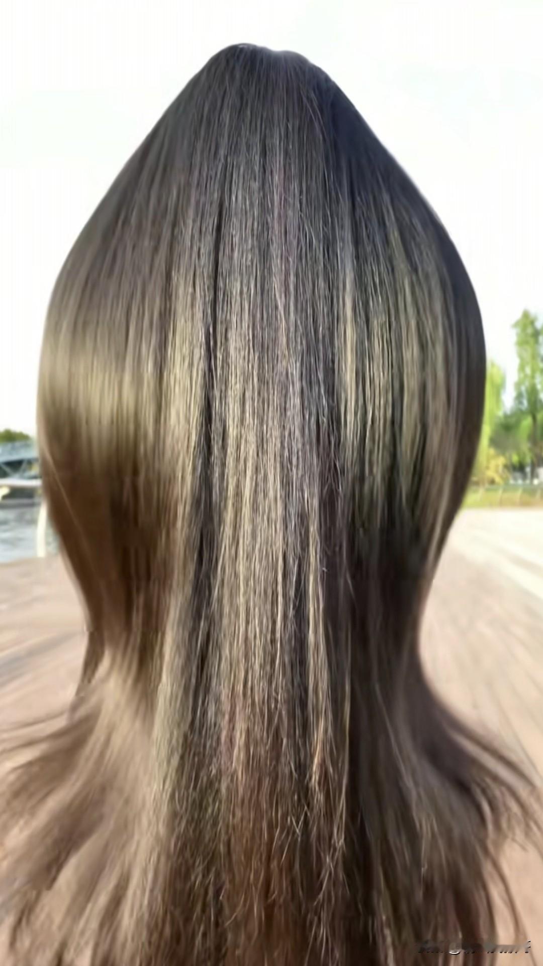 这发量发质，真让人羡慕！