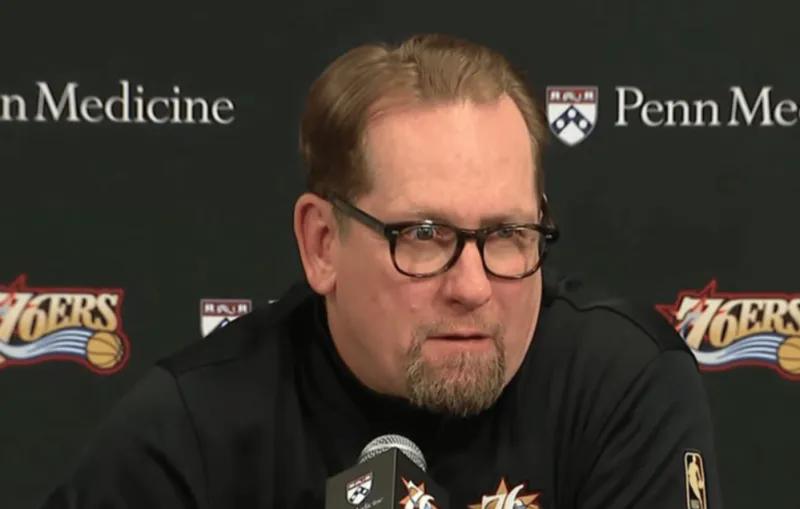 纳斯就差没说，湖人就是一支罚球大队了。
被记者问到，打湖人这一场，76人连胜被终