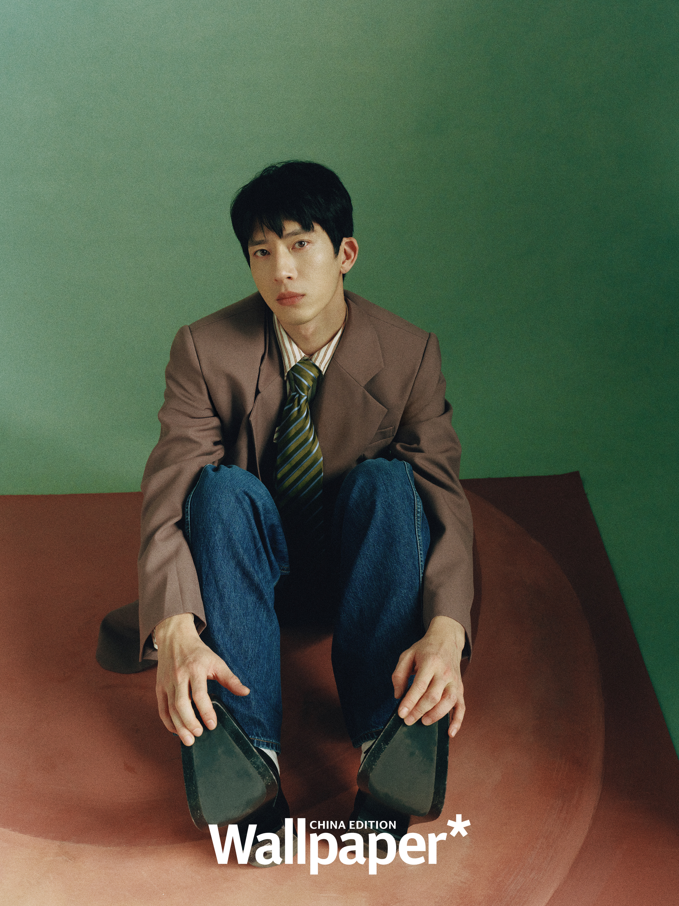 井柏然✖️Wallpaper* 中文版 四月刊封面 