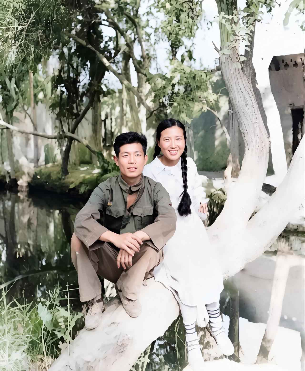50年代，新疆吐鲁番，吴明珠院士与丈夫杨其祐的珍贵留影。
杨其祐与吴明珠都是西南