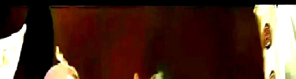 骗了我们整整12年！
 
你以为《让子弹飞》里赵铭胸口那张麻将牌是“神级打码”？