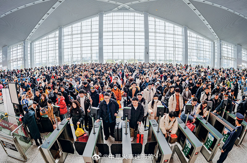 国铁头条【中国国家铁路集团有限公司发布2025年度社会责任报告】6月25日，《中