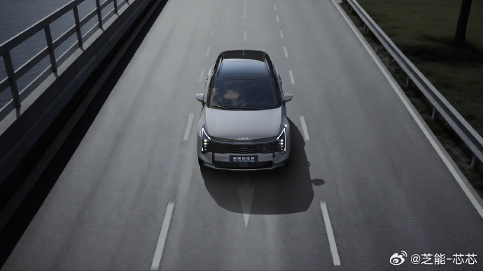 李娜姜山认定的家用SUV  李娜官宣代言新狮铂拓界——一个是赛场上的踏实冠军，一