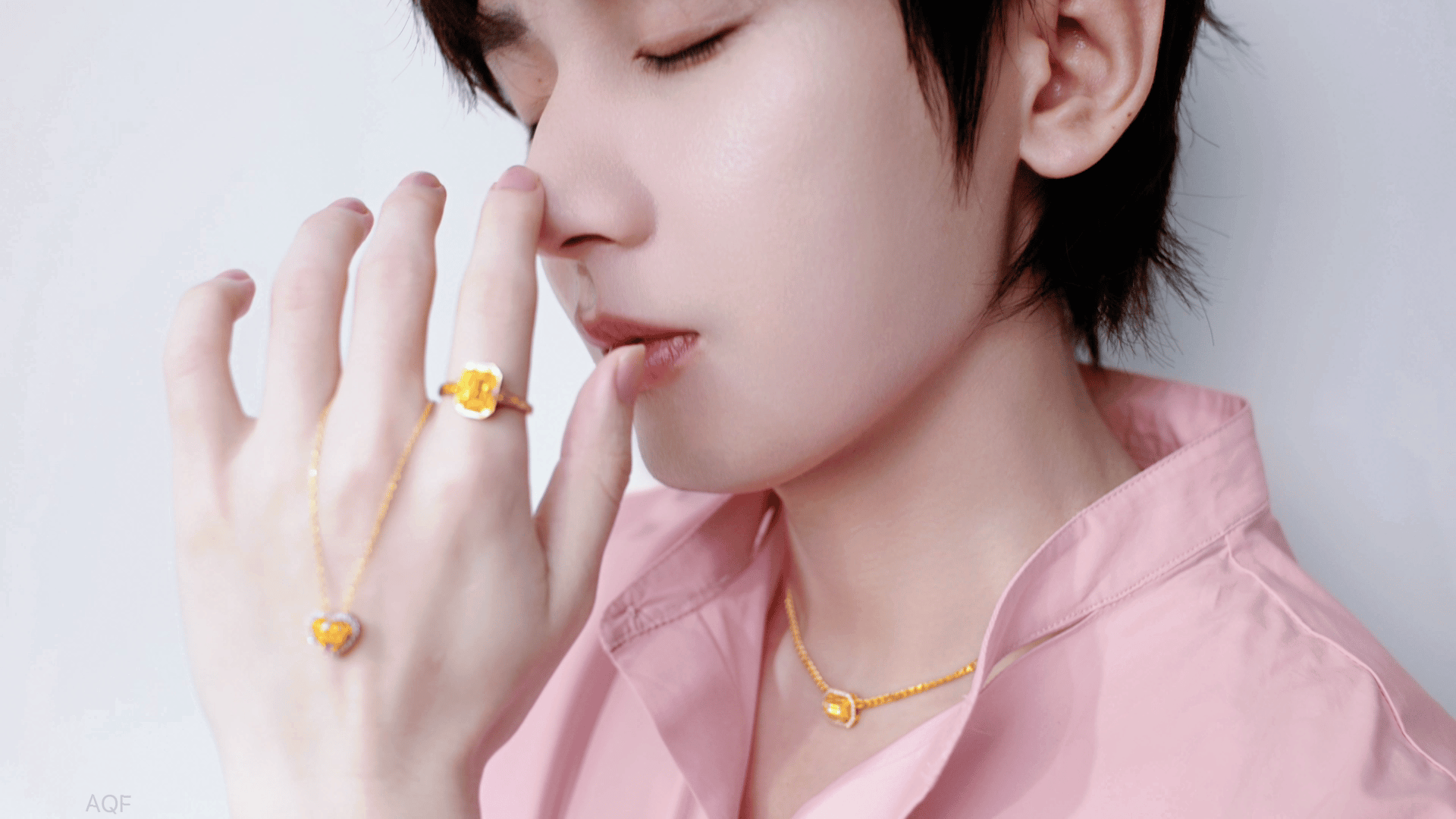 这手指可以再往下滑动吗