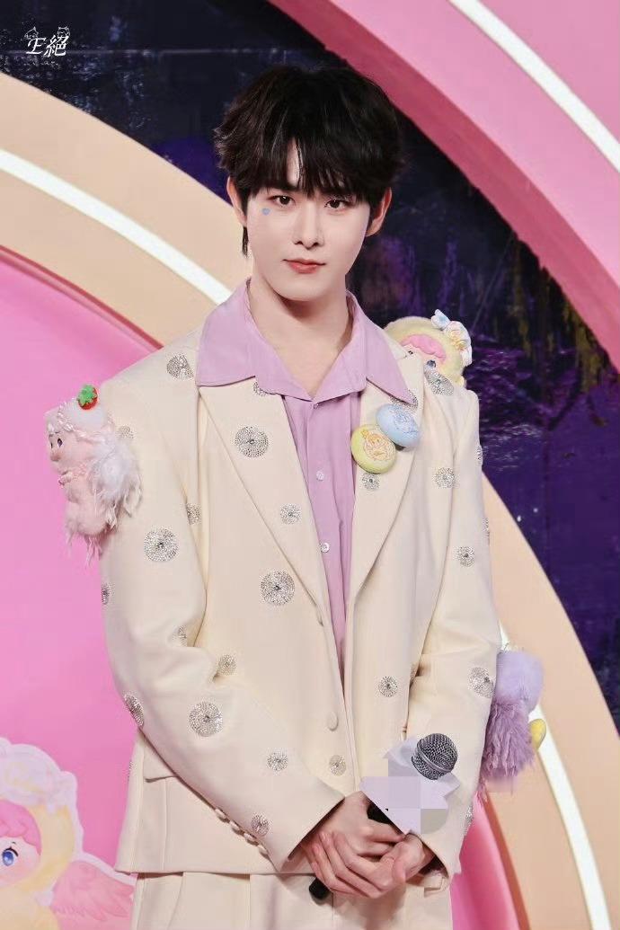 田嘉瑞是什么掌管饭撒的神啊！做田嘉瑞粉丝真是太幸福啦！