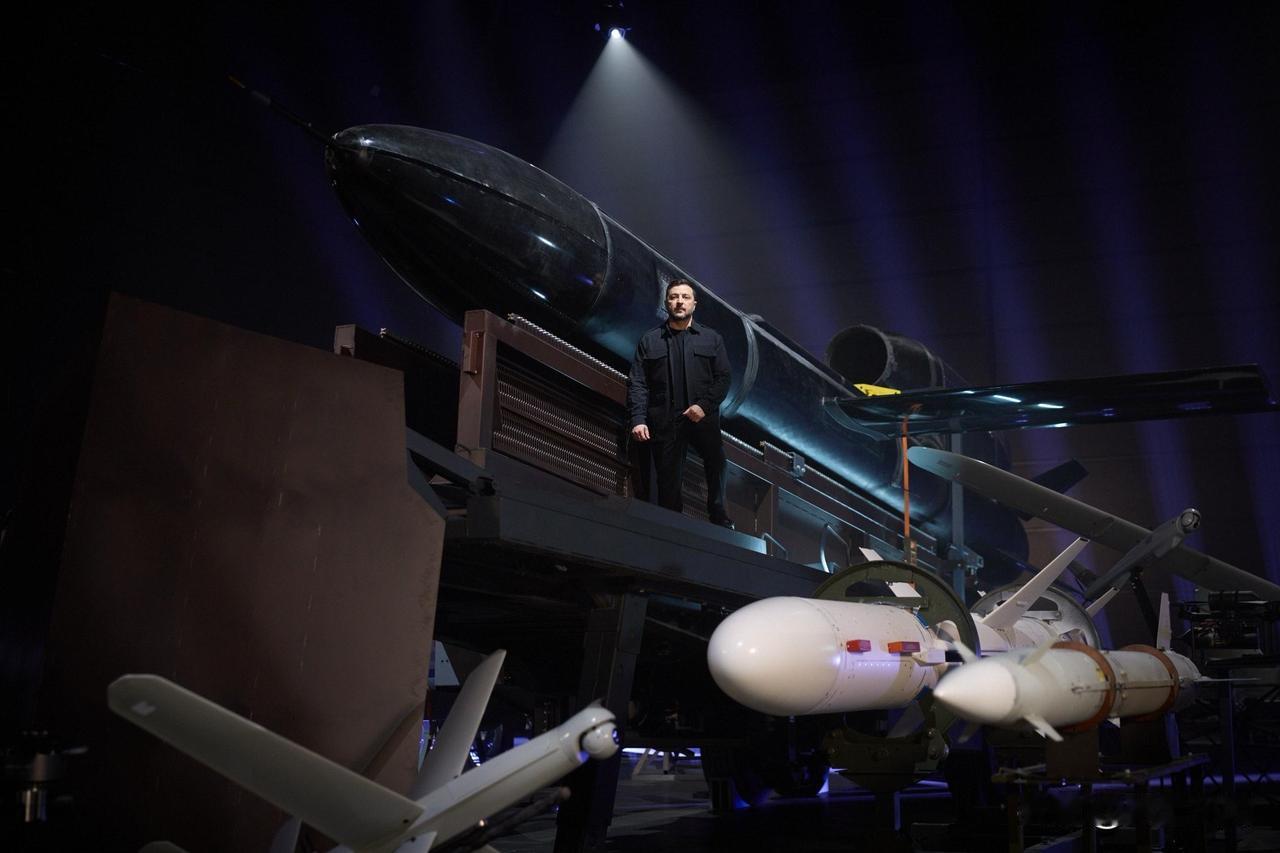 摘自致乌克兰国防工业联合体工人的贺词（1/3）：

乌克兰国防工业的实力意味着每