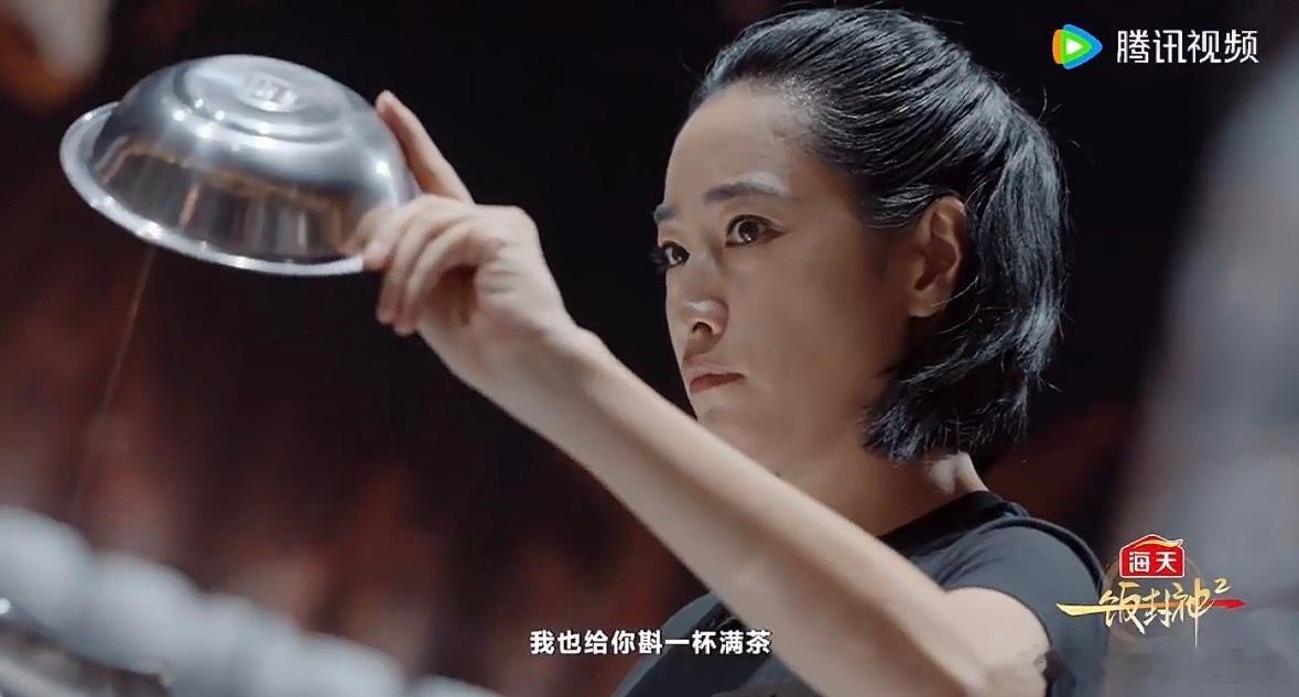 樊振东厨综首秀樊振东一饭封神2🍜跨界碰撞惊喜满满，褪去冠军光环，单纯享受美食的