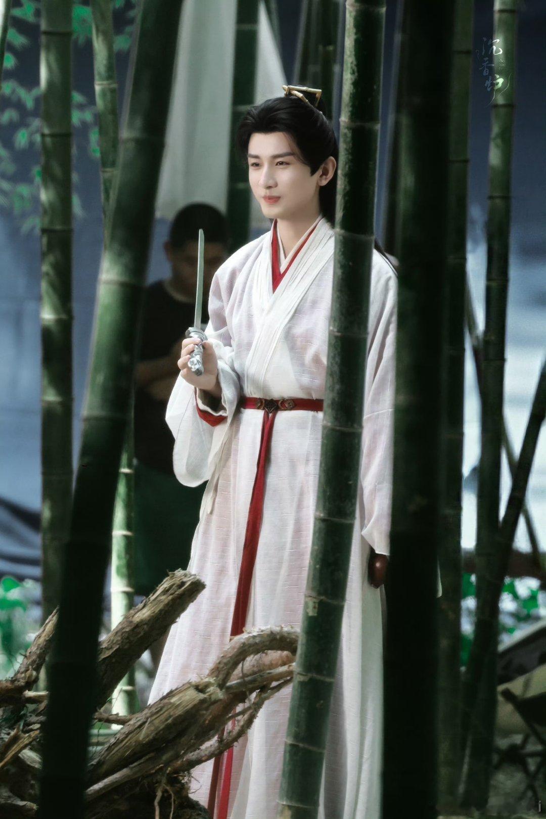 一组掉落的成毅莲花楼李莲花路透，是谁还在怀念莲花楼大爆剧