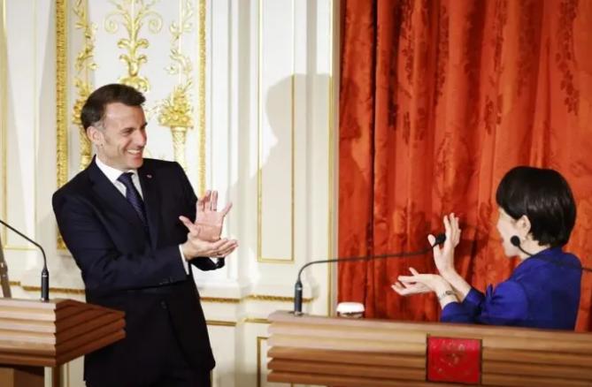 马克龙刚到日本就变脸，G7拒绝邀请中国，原来是拿“闭门羹”换了“稀土局”！

3