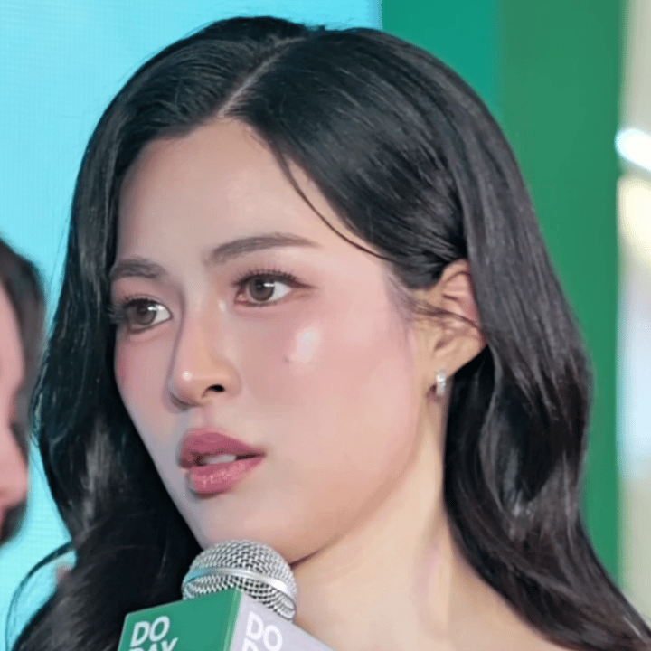 咱家玲玲真是可爱，谁能不爱这小宝贝。邝玲玲