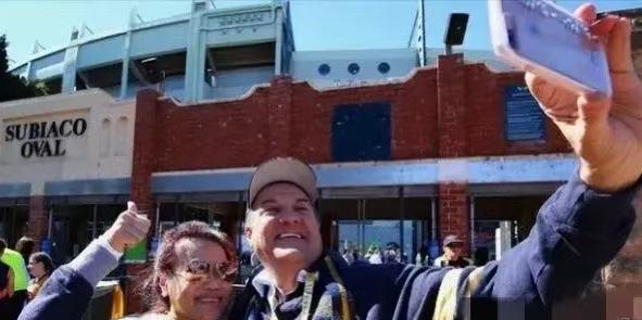 据了解， 澳大利亚有这样一群华人，本来国内就是体制内退休特别是女同志，50岁后来