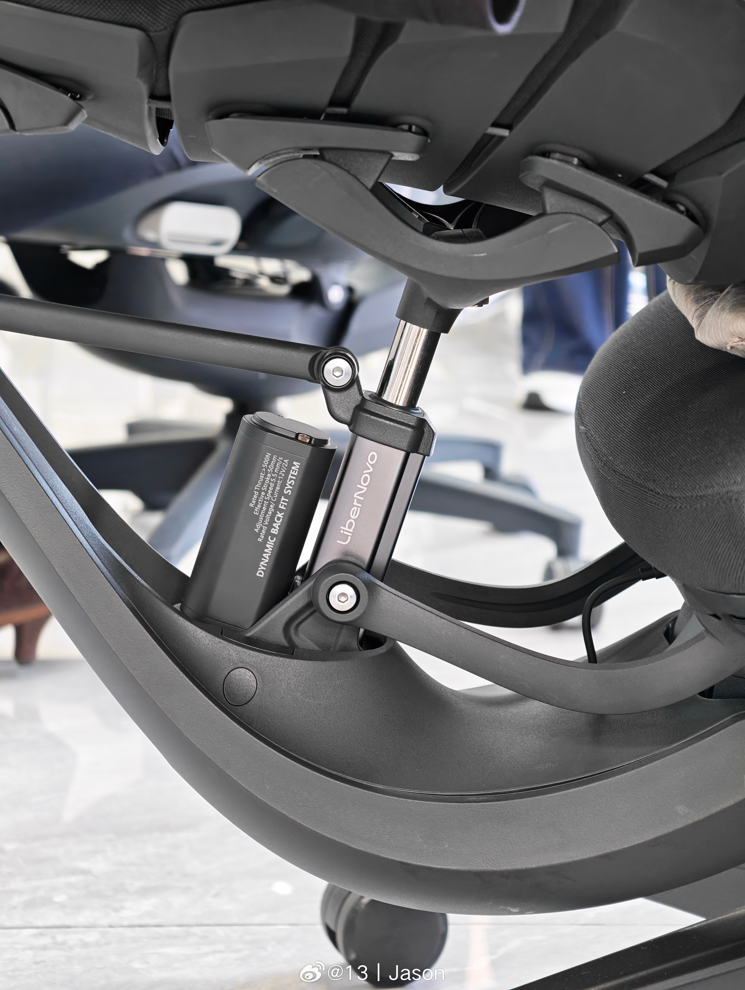 种草清闲的人体工学椅了，新款还有座椅通风