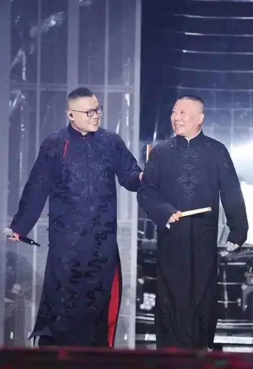 岳云鹏《非要唱》的话，谁也拦不住！
昨晚岳云鹏北京演唱会圆满成功！观众满坑满谷，