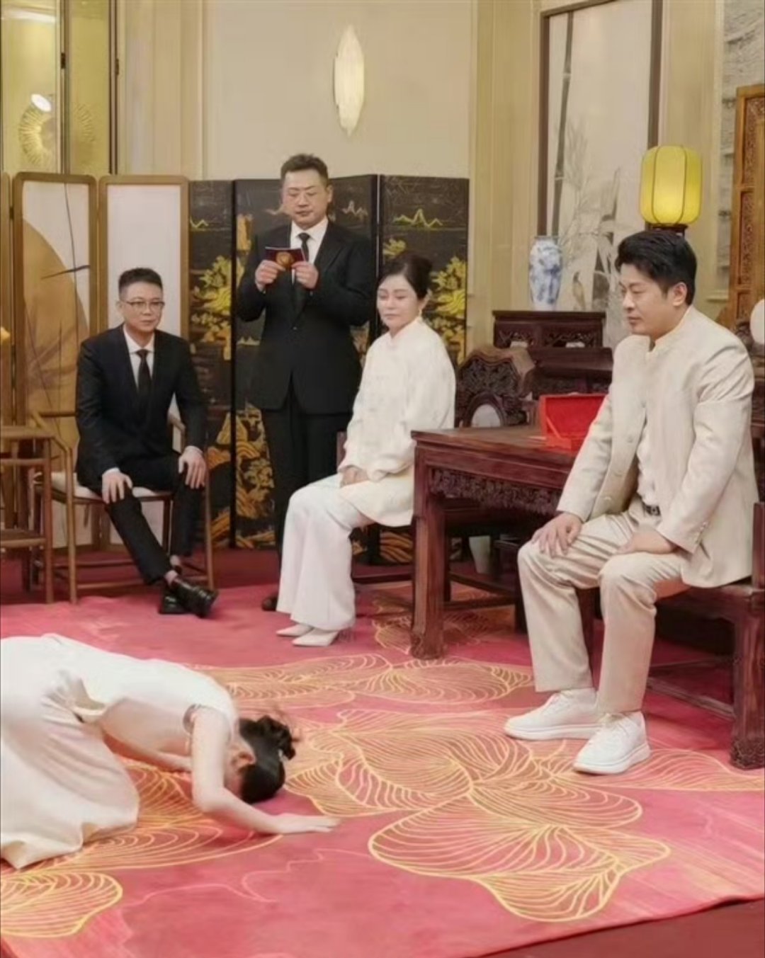 五次退网的辛巴再收徒 怎么着？直播还成了文化传承了？还有师承何派这一说法了吗？师