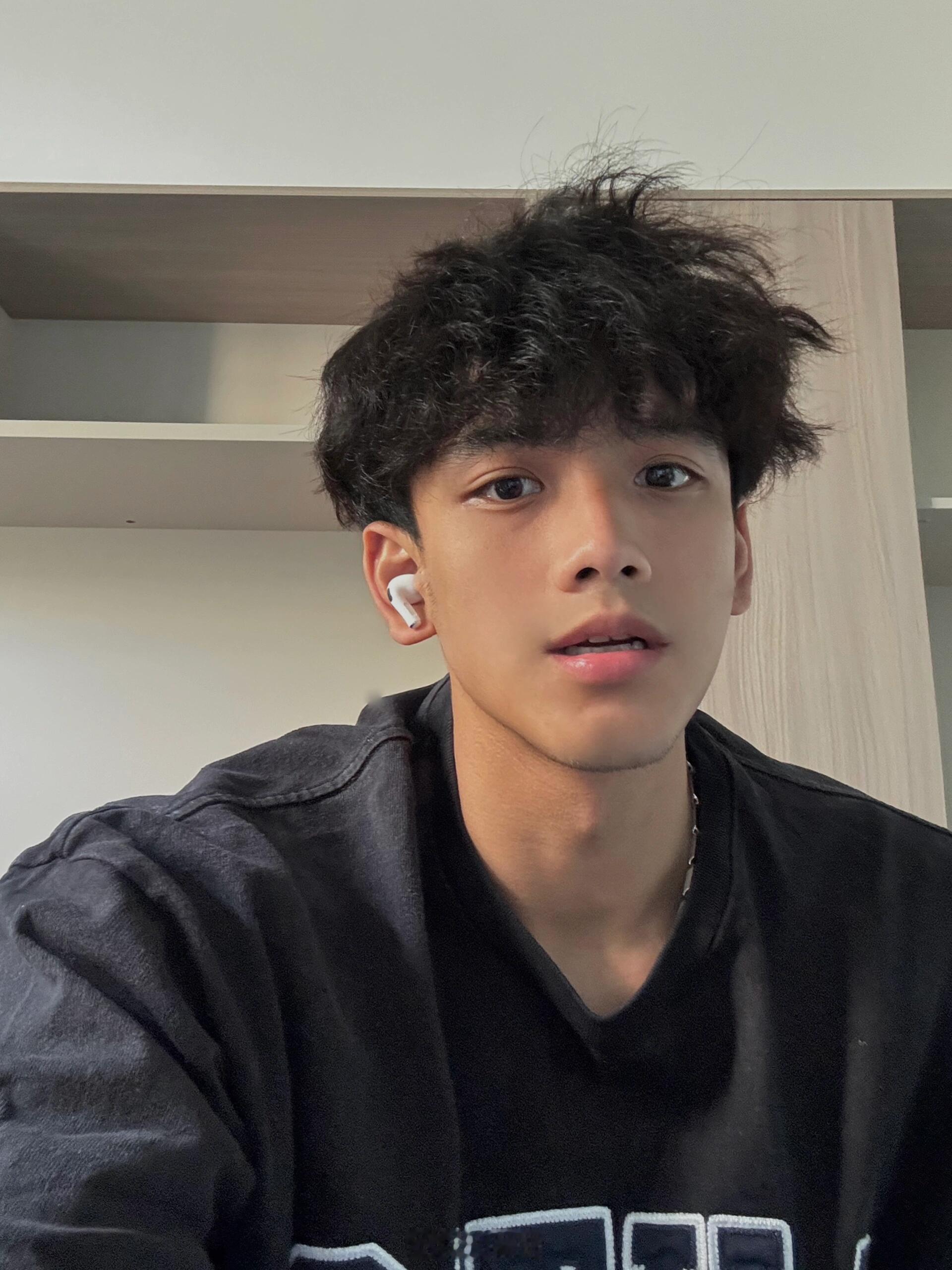 不管了，先下班。传送门丨Tawe ​​​