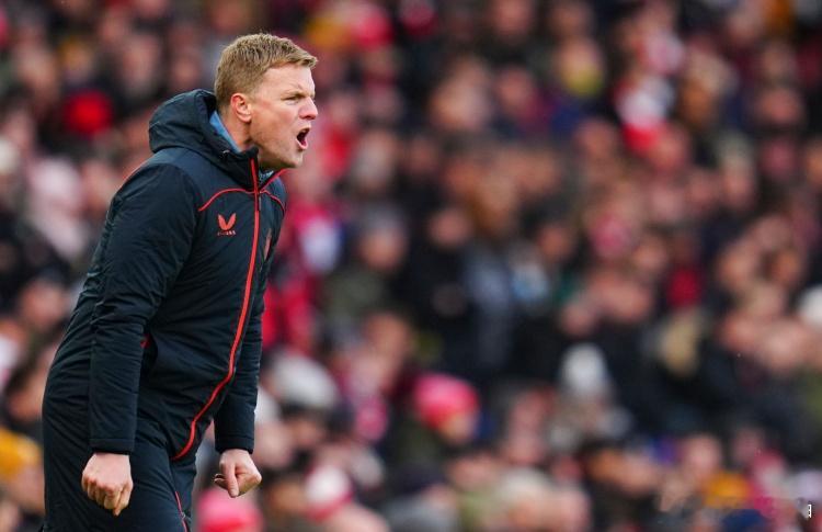 主场不敌小蜜蜂！埃迪豪：我们缺少一锤定音、彻底终结比赛的决心2月8日讯 英超第2