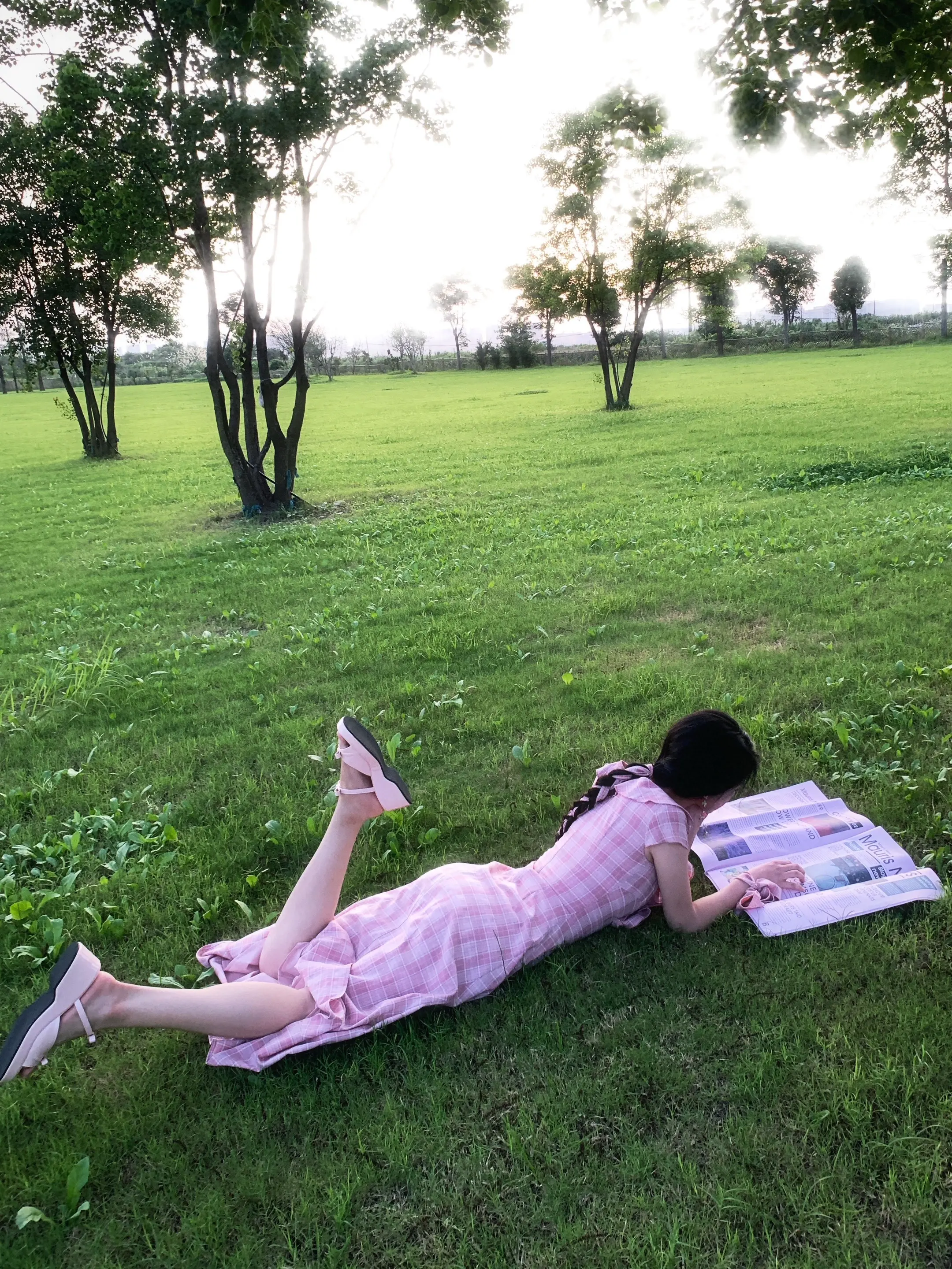 轻轻说着。