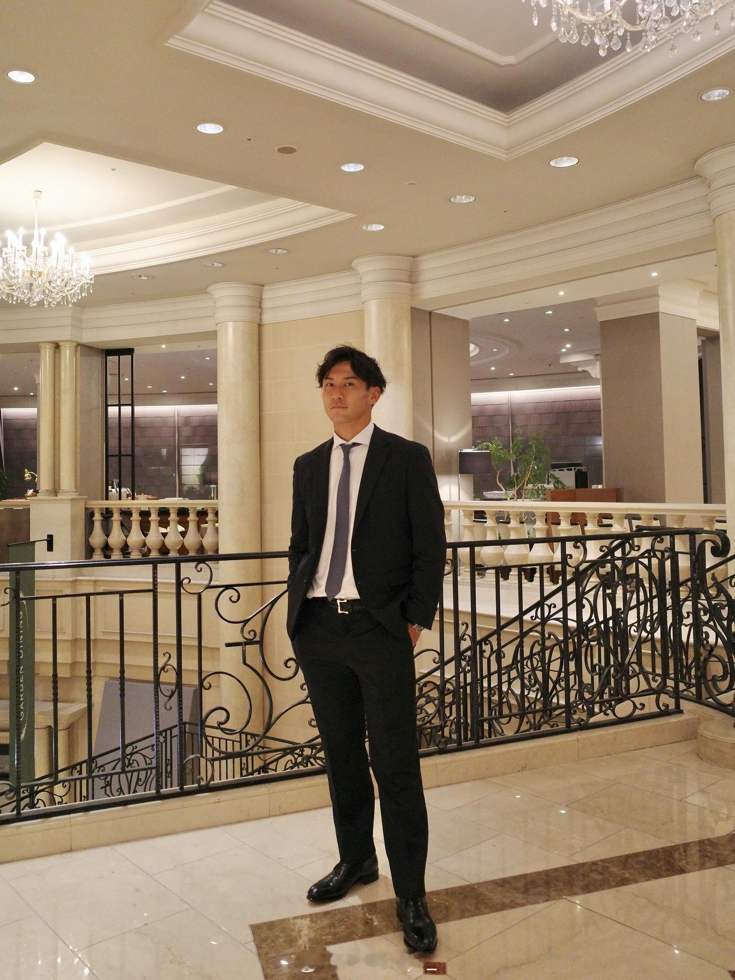 岛袋将在挑战赛耕耘了这么多年，终于要首进TOP100了，鼓掌。atpboys