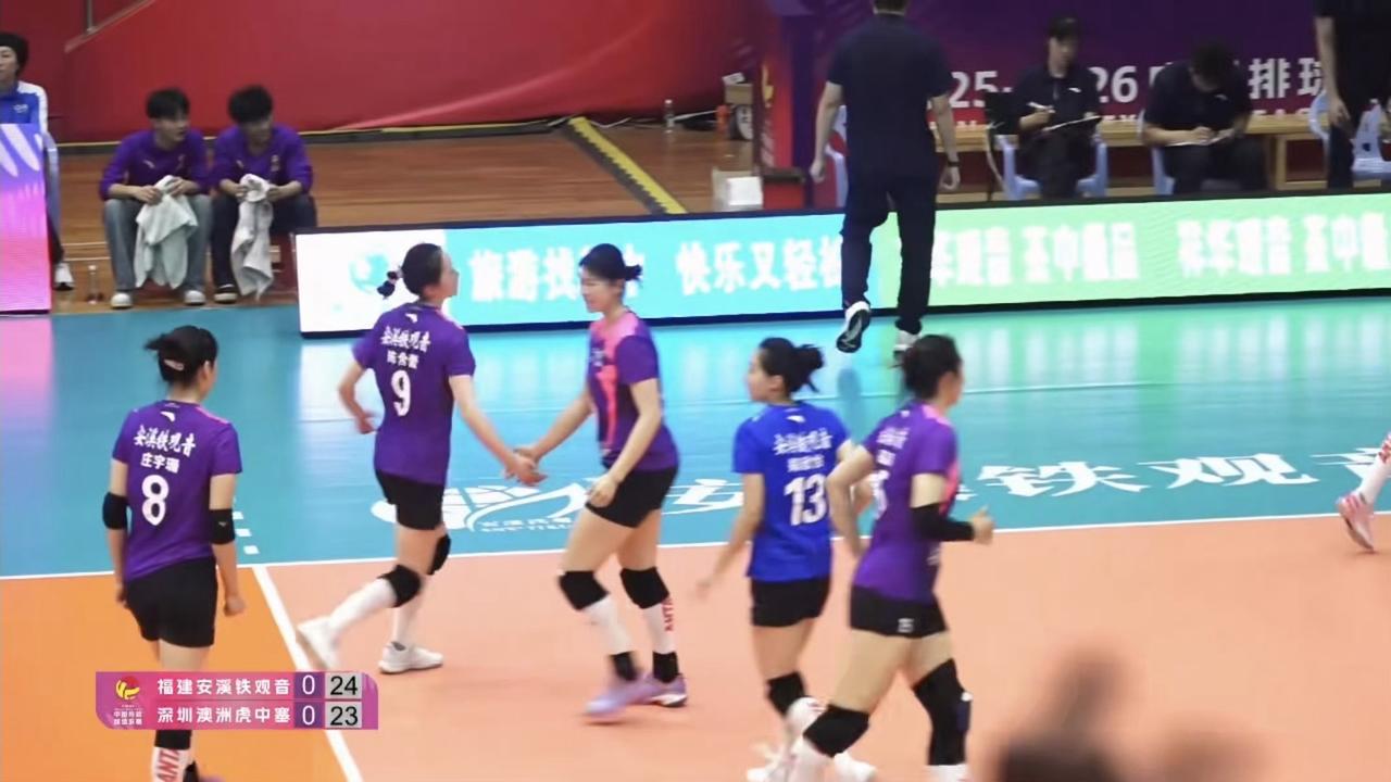 庄宇珊首发出场，福建女排能保级成功？
3月31日季后升降赛，福建女排庄宇珊首发出