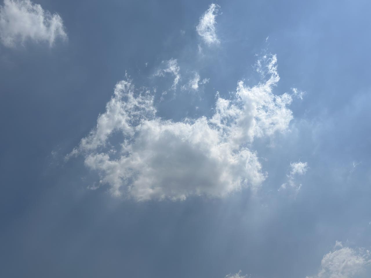 分享你相册里随手拍的天空天津滨海新区2026年9月3日天空随手拍。