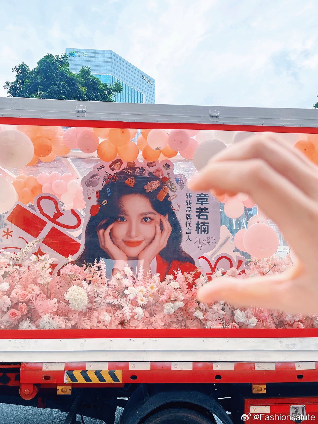 广州人不语只是一味的打卡章若楠广州的章若楠浓度太高了来广州旅游必做的事，跟着本地