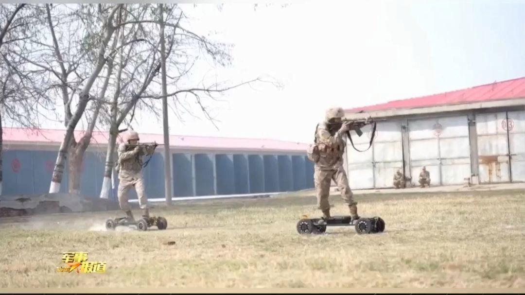 哎哟喂，各位老铁，今天咱聊个特别带劲的玩意儿！你们能想象吗？咱们解放军战士现在居