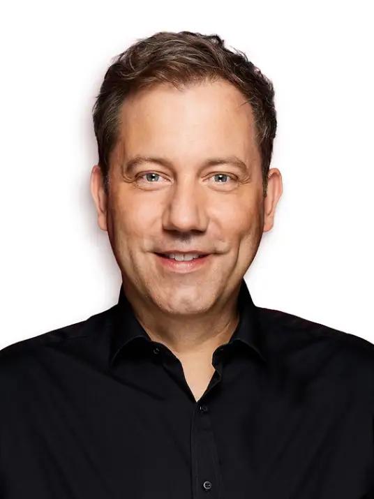 刚从中方访问回国的德财长克林拜尔，在德国接受采访时警告说：我在中国已经亲眼见证了