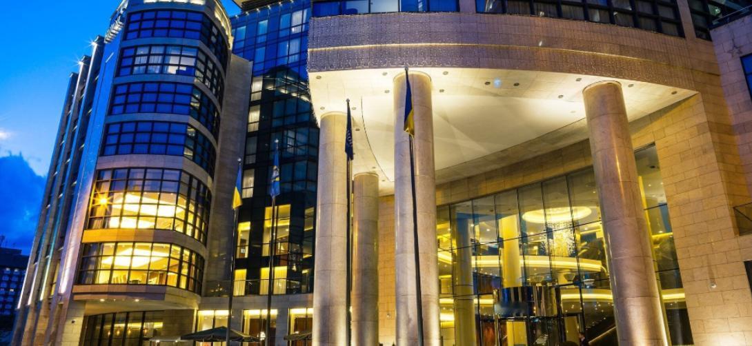 早前，乌克兰媒体报道称，美国驻基辅大使馆的一名官员，被发现死在当地的五星级大酒店