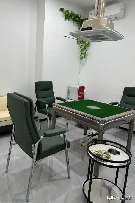 我这辈子，见过打麻将的至少有几百个吧，但是靠打麻将致富的，确实没见到一个，开麻将