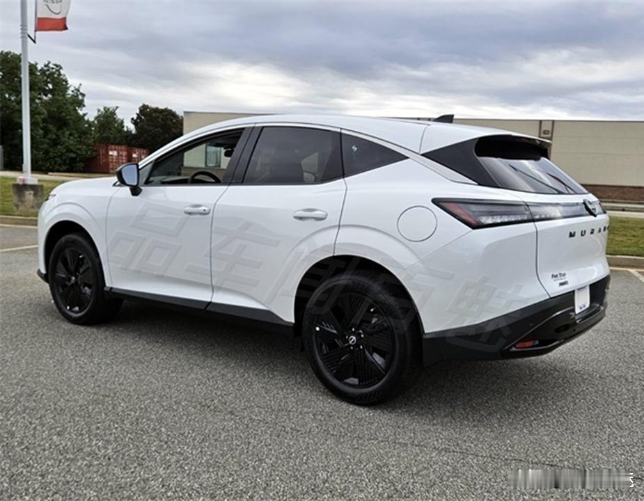 2830mm轴距+2.0T四驱！全新日产楼兰这次能翻身吗？
 
全新一代日产楼兰